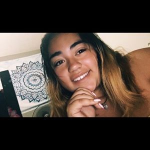 Meet your Posher, Alyssa